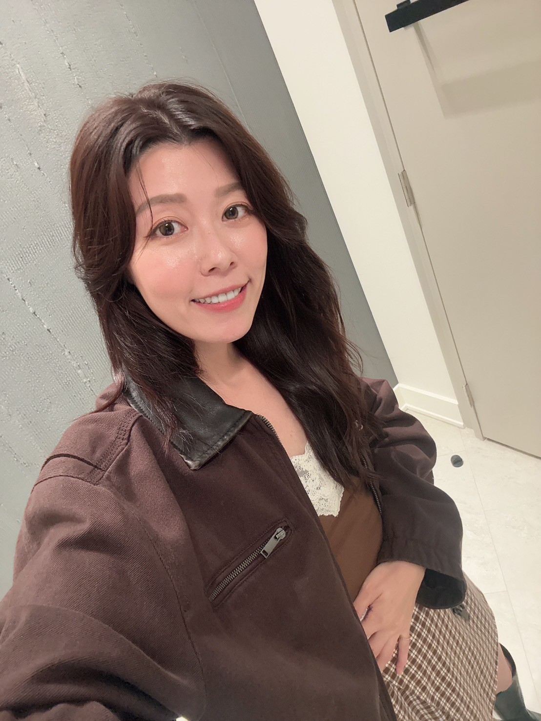 台北石牌染髮｜深夜平價快速染髮 AI科技洗髮及臉部美容保養 – 髮染日系快染專科