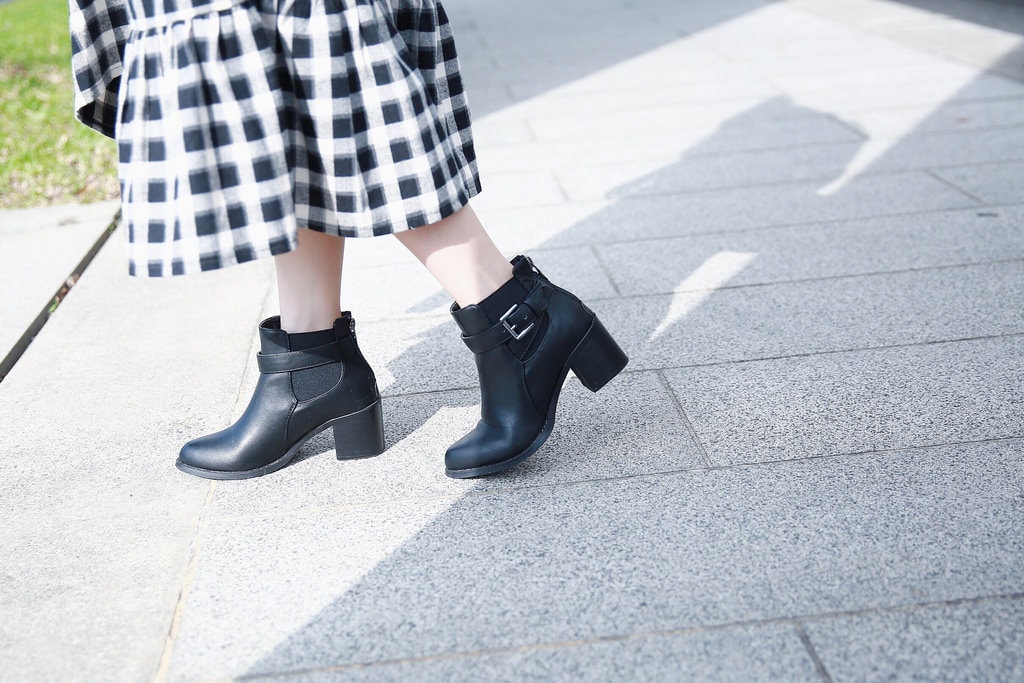 穿搭|冬日潮流LOOK 平價訂製的FM時尚美鞋♥ 可愛x個性風 兩款百搭秋冬美靴mix六套穿搭 - 第13張圖 IMG_2114